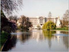Buckingham Palace Gardens